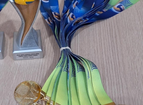 Utenos regiono profesinio mokymo įstaigų mokinių (merginų) tinklinio atrankinėse varžybose pirma vieta!1