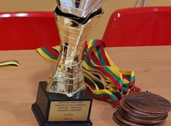 Lietuvos profesinių mokymo įstaigų merginų tinklinio finalinėse varžybose bronzos medalis! 1