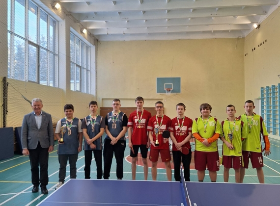 Utenos regiono profesinio mokymo įstaigų vaikinų stalo teniso varžybose pirma vieta!1