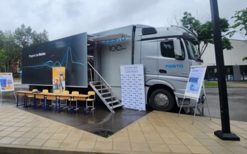 Infobusas su Festo įranga – inovacijos iš arti!
