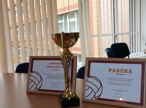 Utenos regiono profesinio mokymo įstaigų mokinių tinklinio varžybose pirmoji vieta!1