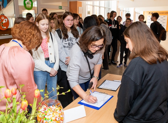 ATVIRŲ DURŲ DIENOS VISAGINO TECHNOLOGIJOS IR VERSLO PROFESINIO MOKYMO CENTRE2