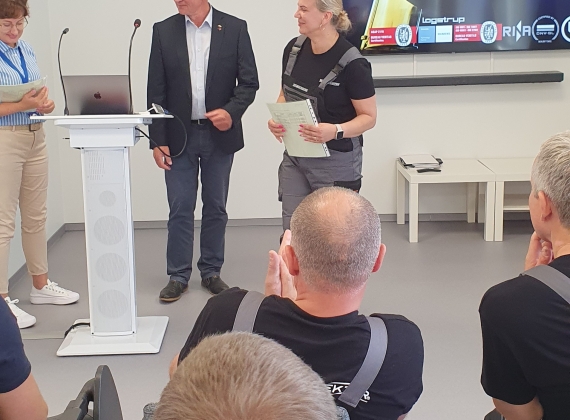 Įteikti profesinio mokymo diplomai Panevėžio įmonės „Harju Elekter“ darbuotojams3