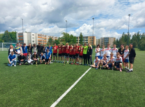 Lietuvos profesinių mokymų įstaigų finalinėse vaikinų 7×7 futbolo varžybose pirma vieta!3