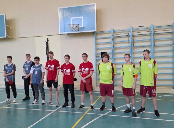 Utenos regiono profesinio mokymo įstaigų vaikinų stalo teniso varžybose pirma vieta!3