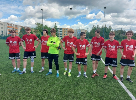 Lietuvos profesinių mokymų įstaigų finalinėse vaikinų 7×7 futbolo varžybose pirma vieta!4