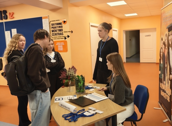 „Build Up – Tavo profesinis startas“: nuo idėjos iki realaus verslo plano4
