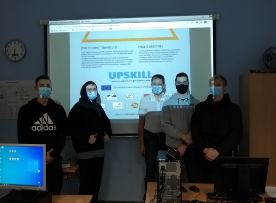 Upskill plastikų liejimo mašinų derintojo mokymo programa ir mokymo vadovėliai netrukus bus išleisti5