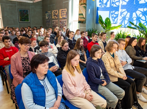 Mūsų centre lankėsi NATO pajėgų integracinio vieneto atstovai!7