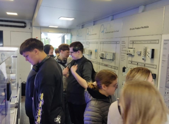 Infobusas su Festo įranga – inovacijos iš arti!9