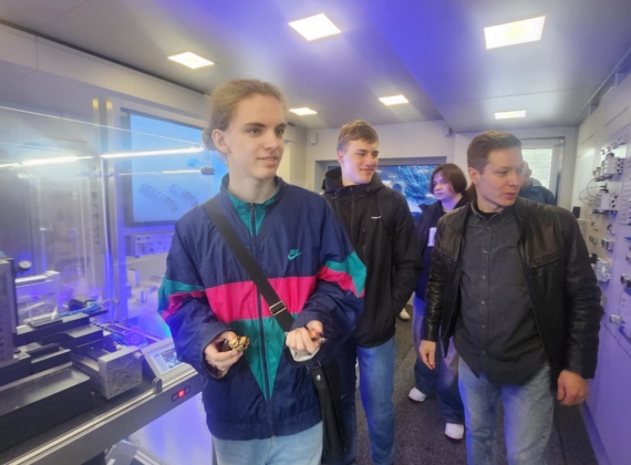 Infobusas su Festo įranga – inovacijos iš arti!13