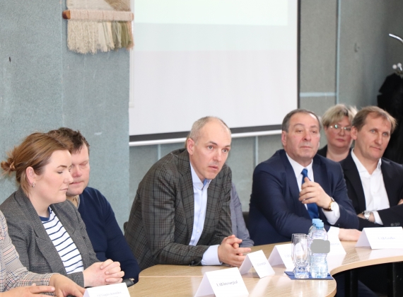 Centre vyko Lietuvos Respublikos Prezidento Gitano Nausėdos susitikimas su viešojo ir privataus sektoriaus atstovais14