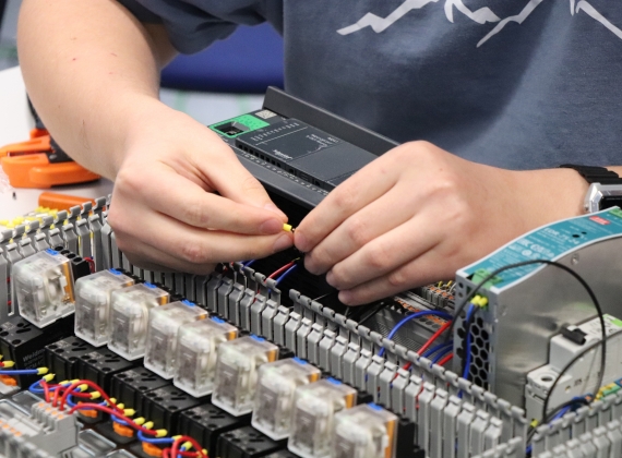 Nacionaliniame mechatronikos konkurse Visaginas TECH komanda laimėjo pirmą vietą!16