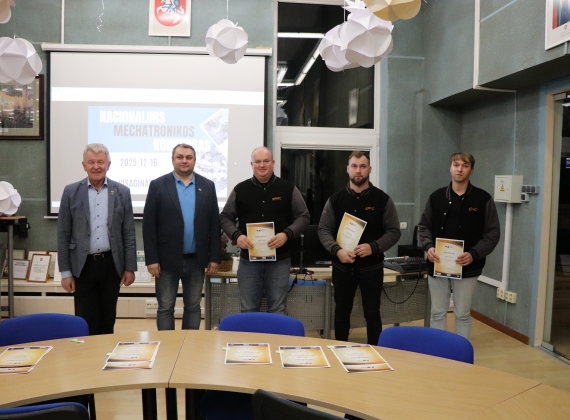 Nacionaliniame mechatronikos konkurse Visaginas TECH komanda laimėjo pirmą vietą!22
