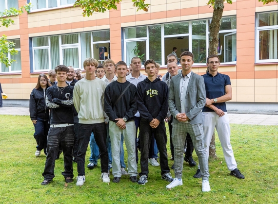 Rugsėjo 1-oji - Mokslo ir žinių diena!24
