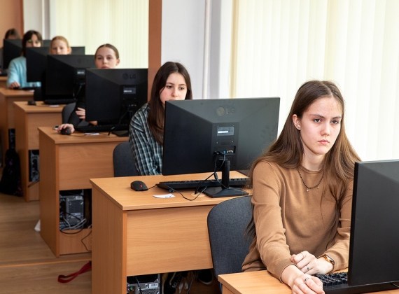 ATVIRŲ DURŲ DIENOS VISAGINO TECHNOLOGIJOS IR VERSLO PROFESINIO MOKYMO CENTRE50